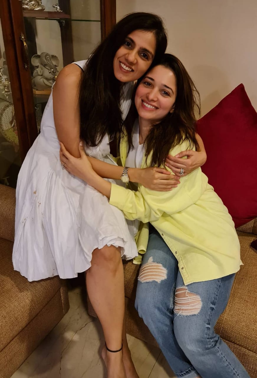 Sunday Party Fun: Tamannaah Bhatia spends her weekend with childhood bestie, netizens go all 'aww'