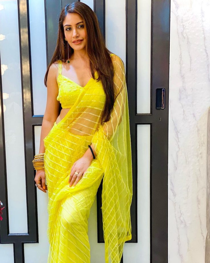 Surbhi Chandna And Surbhi Jyoti: The Queen Of Yellow Outfits 820050