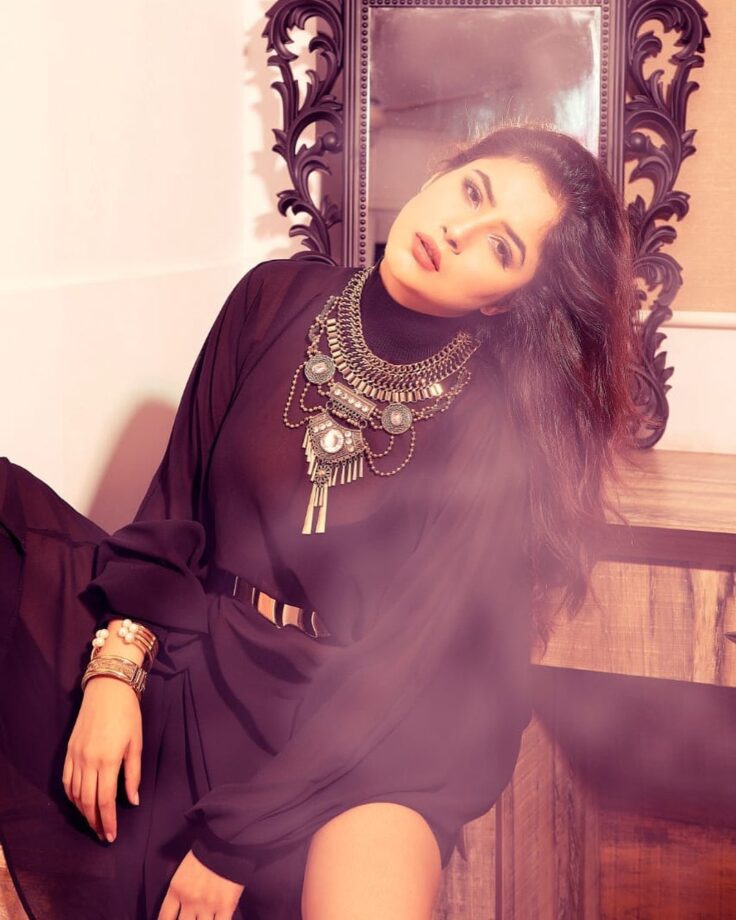 Take Cues On How To Style Your Jewellery From Shehnaaz Gill: See In Pics - 1