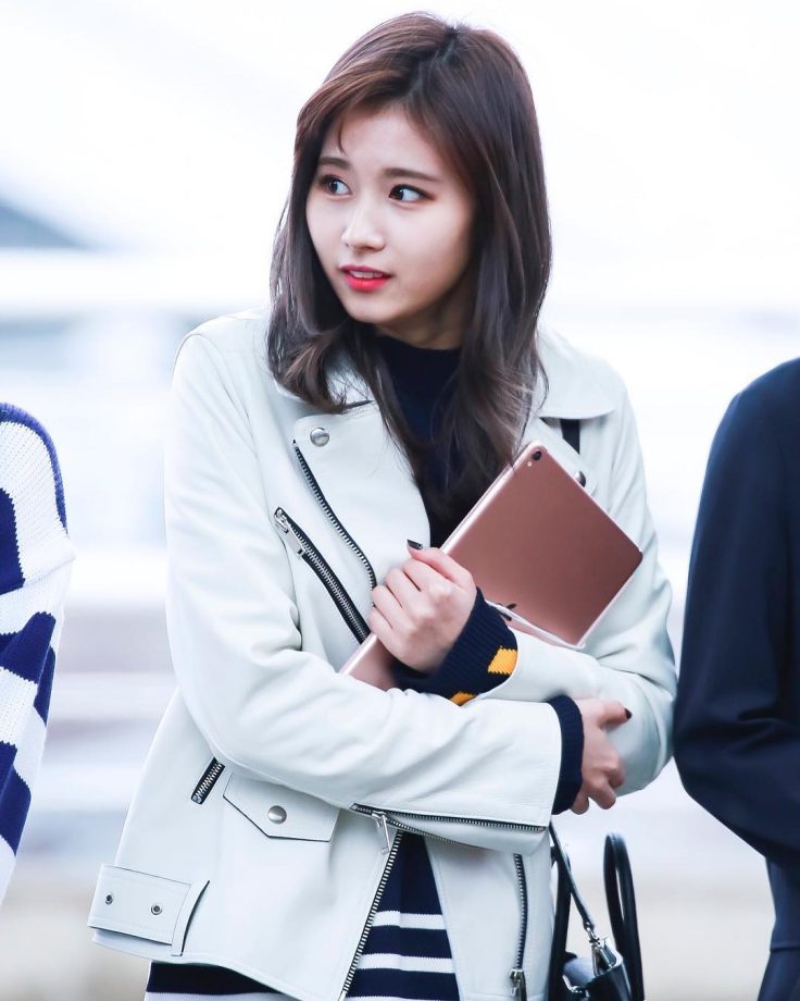 TWICE’s Sana To BTS V: Have A Look At Kpop Icons Who Are Styling Winter Looks To Perfection 820167