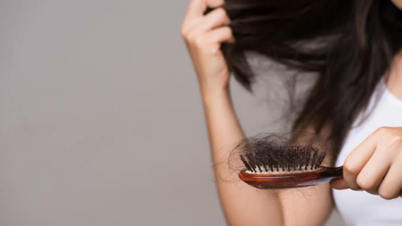 4 Easy & Simple Ways To Treat Your Winter Related Hair Damage | IWMBuzz