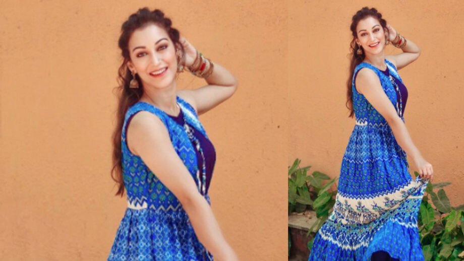 Bohemian Vibes: Sunayana Fozdar slays the fashion quotient in blue ethnic outfit, fans love it