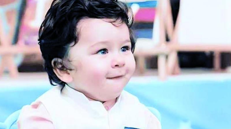 Cutest Unseen Private Pictures of Taimur Ali Khan 5