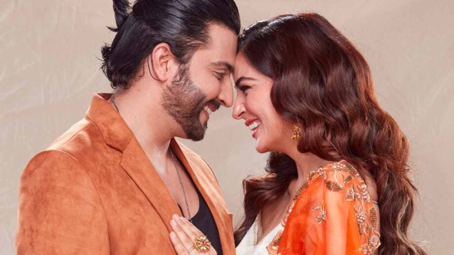 Kundali Bhagya Fame Dheeraj Dhoopar & Shraddha Arya's Romantic On-Screen Chemistry Will Melt Your Heart: Have A Look