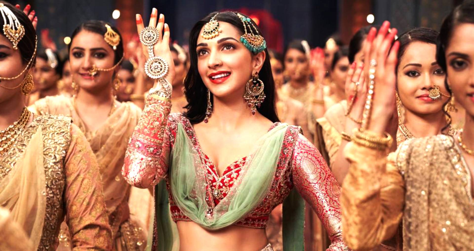 Nora Fatehi, Kiara Advani, Disha Patani: Hottest Dance Moments To Make You Sweat 3