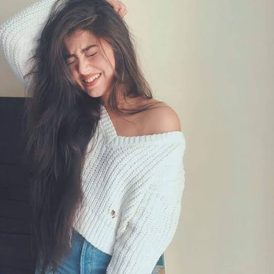Style Your Casual Outfits With Hot Teen Aditi Bhatia: See Pics 3