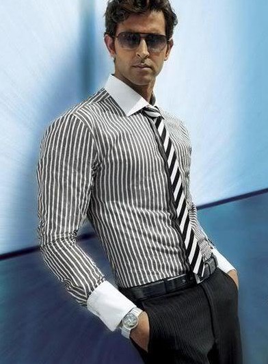 Tiger Shroff VS Hrithik Roshan VS Ranbir Kapoor: The Attractive Look In Shirt & Tie Combination 792495
