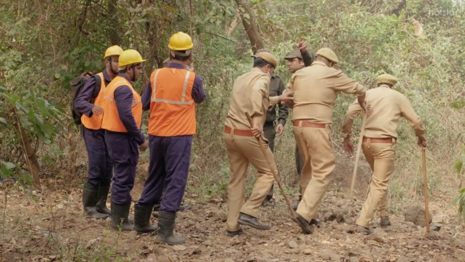 Yeh Rishta Kya Kehlata Hai Written Update S66 Ep154 07th January 2021: Rescue team tries to find Naira