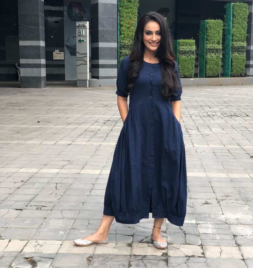 Take Cues From Btown Divas To Style Your Simple Kurta 852333