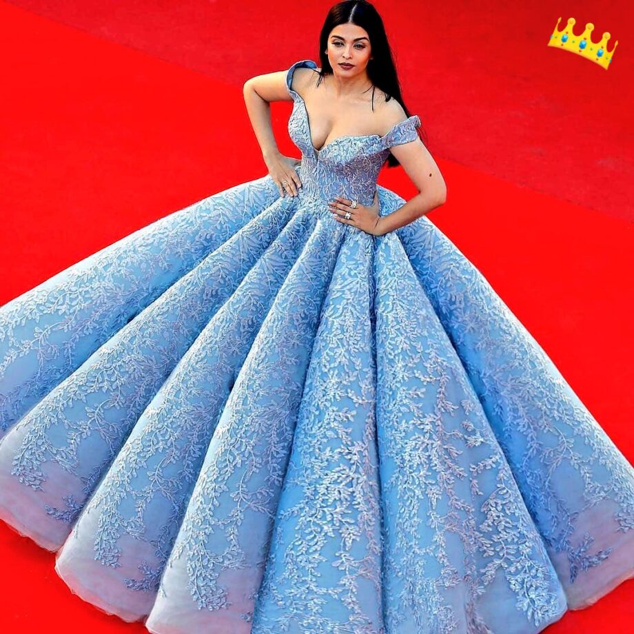 Cannes Film Festival 2017: Throwback to Aishwarya Rai Bachchan's 15 looks  on the red carpet