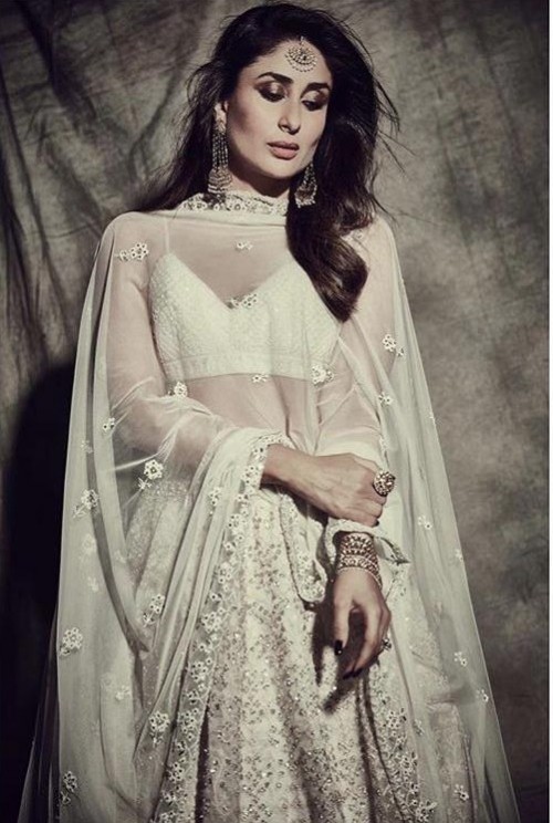 3 Times When 'Bebo' Kareena Kapoor Stunned Netizens By Her Super Stunning Looks In Embellished Lehenga - 3