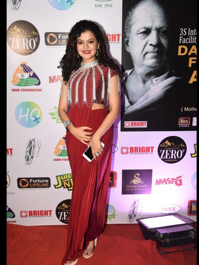 4 Times When Palak Muchhal Made Super Stylish Fashion Statements At Award Functions - 0