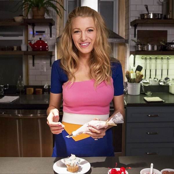 Blake Lively Is A Big Foodie, and These Pictures Are Proof 767032