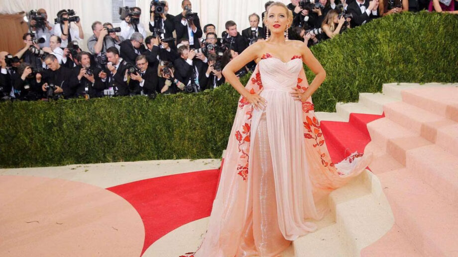 Blake Lively's 3 Princess Looks On Red Carpet, Go Check Out 766419