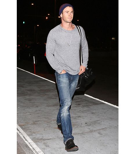 Chris Hemsworth's 3 Rocking And Knockout Appearances At Airport 852453