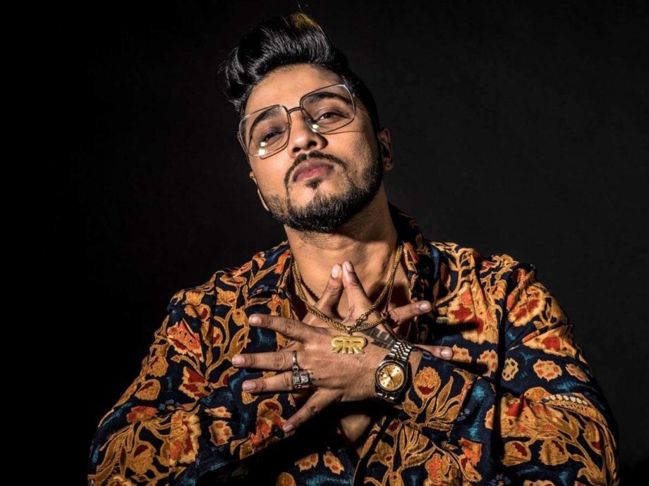 Raftaar's 5 Knockout Looks In Suit Are Here, Have A Look 837199