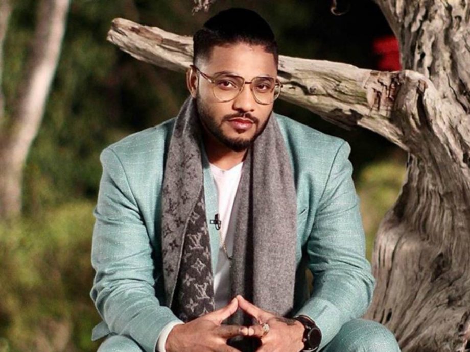 Raftaar's 5 Knockout Looks In Suit Are Here, Have A Look 837203