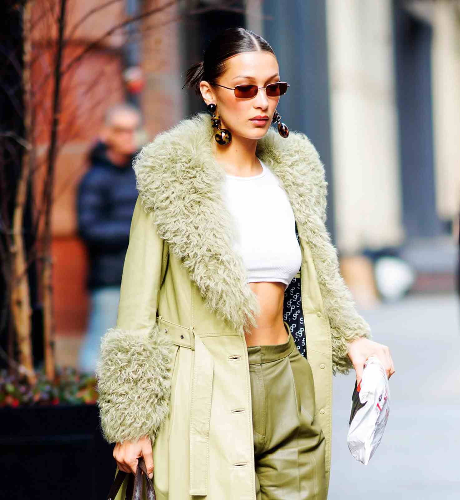 See How Bella Hadid Perfectly Paired Her Outfits With Green Long Coat 769877
