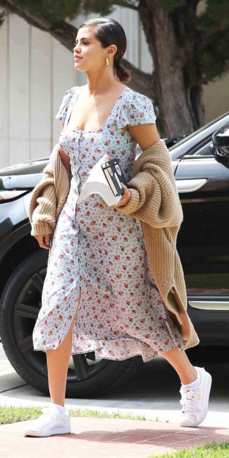 Selena Gomez Vs Kendall Jenner: Who Pulled Off The Pink Floral Print Puff Sleeves Outfit Better? 766864