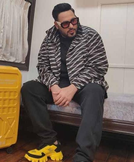 These Pictures Show Badshah's Love For Oversized Outfits, Have A Look