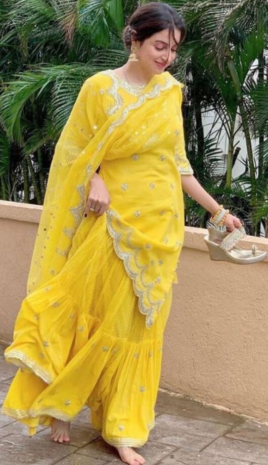 Time Back When Divya Khosla Kumar Shined Brighter In Yellow Outfits - 4