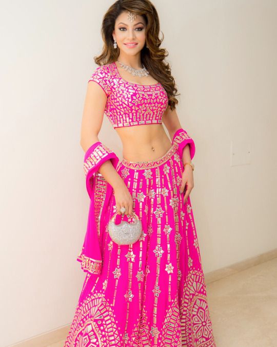Urvashi Rautela In Hot Pink Outfit Looks Super Stunning, Have A Look - 3