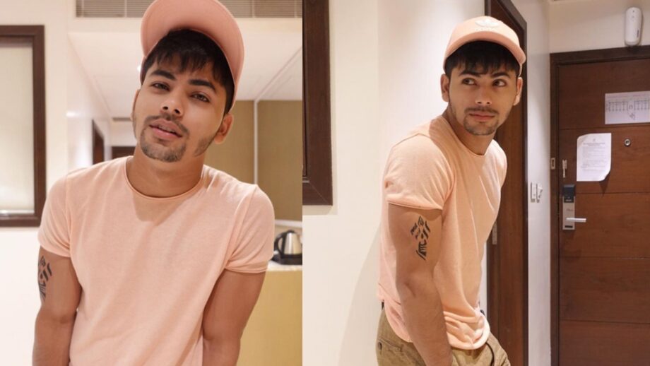 Aladdin Swag: Siddharth Nigam shares unseen stylish moment in casual t-shirt & cap, fans in love with his biceps tattoo