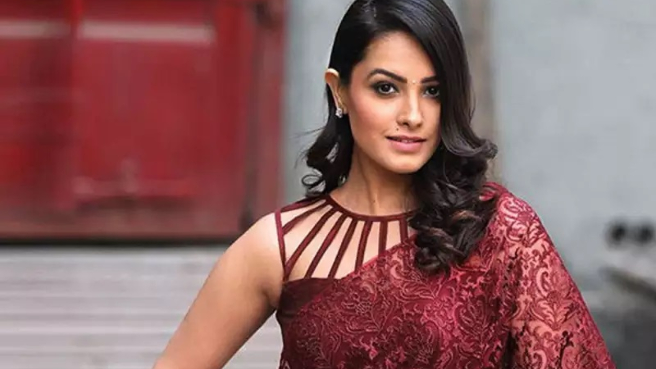 Anita Hassanandani & Her Sassiest Looks Of All Time: See Here ...