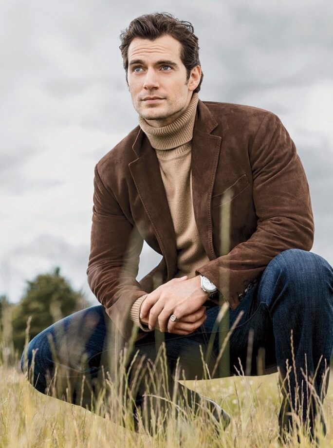 Henry Cavill Vs Chris Hemsworth: Take Lessons From Them To Style Your TurtleNeck Outfit - 0
