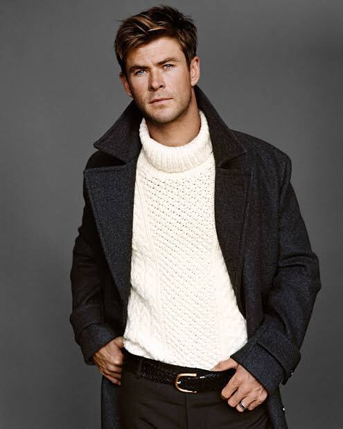 Henry Cavill Vs Chris Hemsworth: Take Lessons From Them To Style Your TurtleNeck Outfit - 3