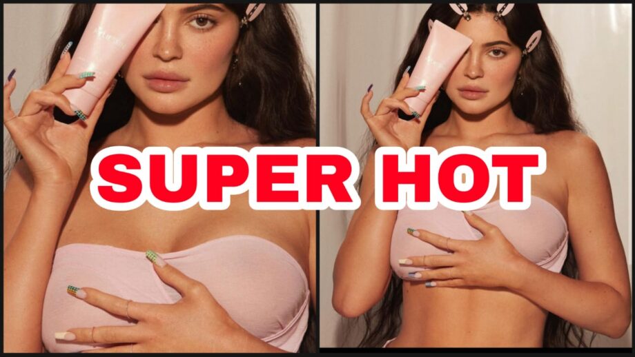 [Hot Photoshoot Moment]: Kylie Jenner drops a smoking hot photo in light-pink shade nylon bralette, fans go bananas 384994