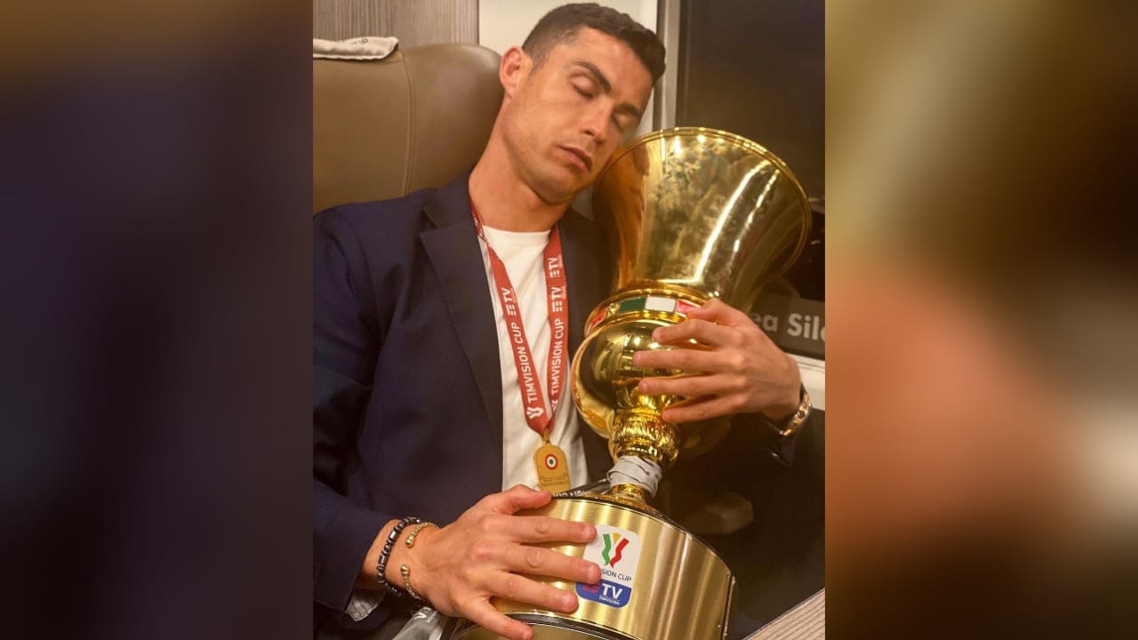 Ronaldo with a Seria A trophy