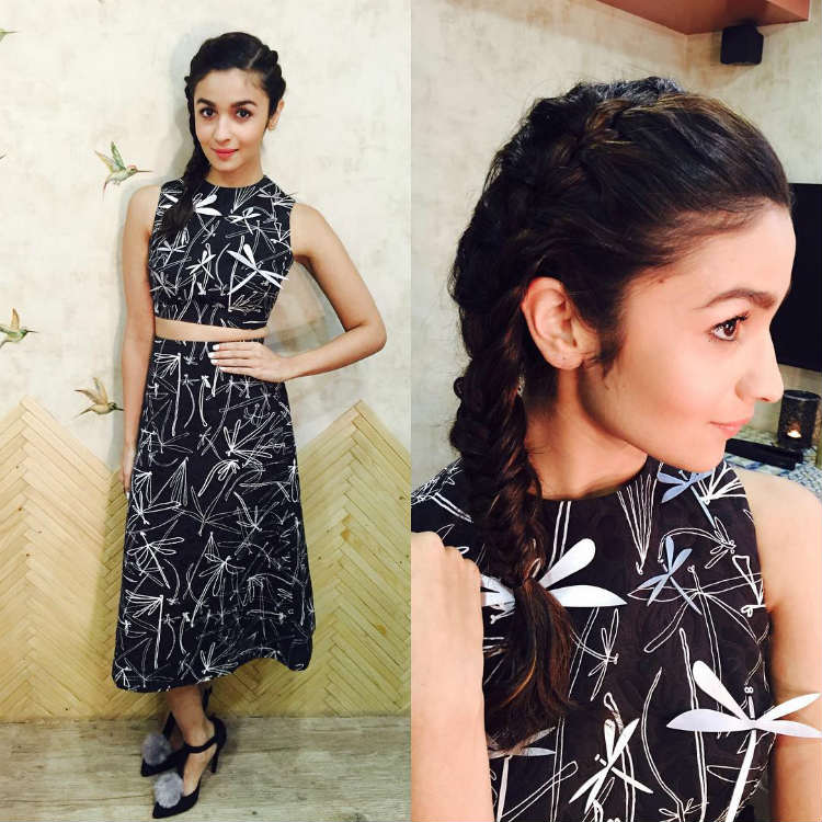 We absolutely loved Alia Bhatt's classy wedding hairstyle. What about you?  - India Today