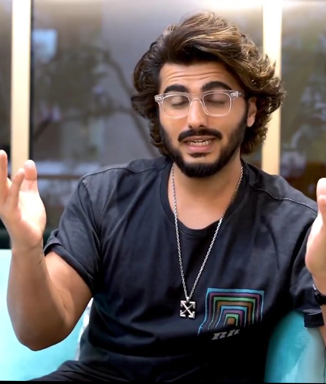 Arjun Kapoor's New Long Hair & Stylish Spectacle Look Is Every Man's  Lockdown Goal | IWMBuzz