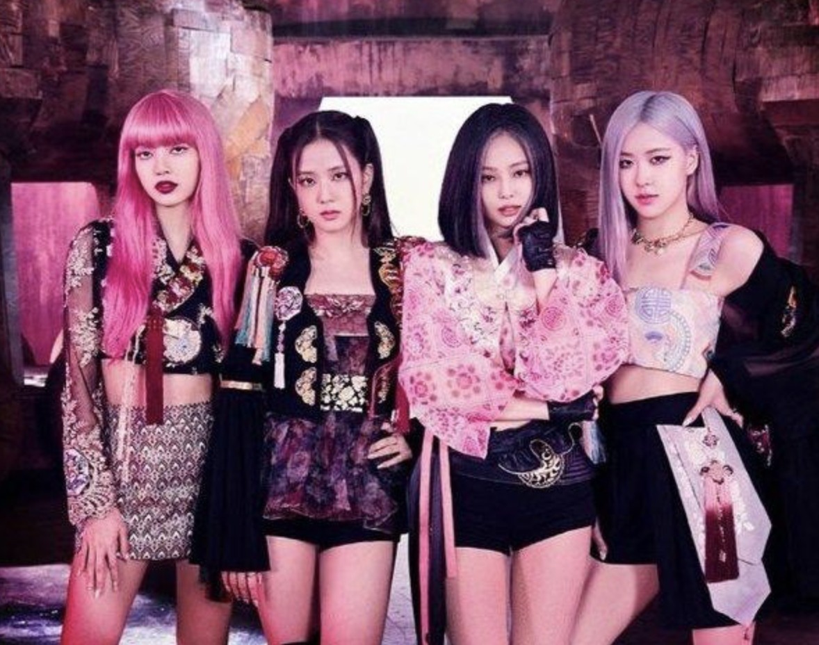 Blackpink Members Dressed Black & Pink And Left Netizens Spellbound |  IWMBuzz