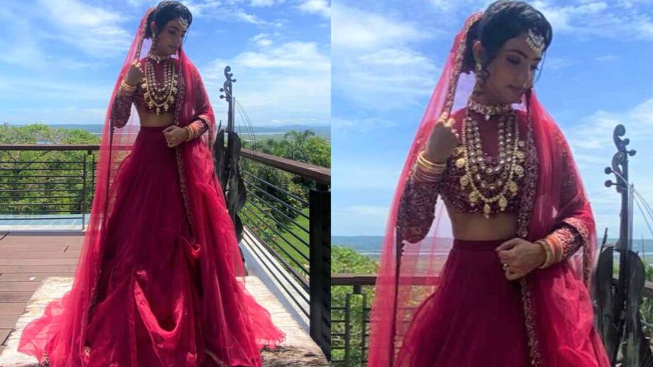 The whole wedding sequence was fantastic to shoot: Kumkum Bhagya actress Pooja Banerjee | IWMBuzz