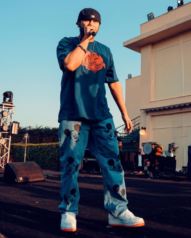 Raftaar Vs Honey Singh: Which Rapper Boy Looks Dazzling In Hip Hop Cap? 822628