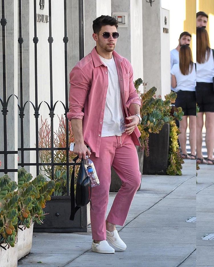 The Pink Pant Swag: Justin Bieber Or Nick Jonas: Who Styled The Pink Pant  Look Better?