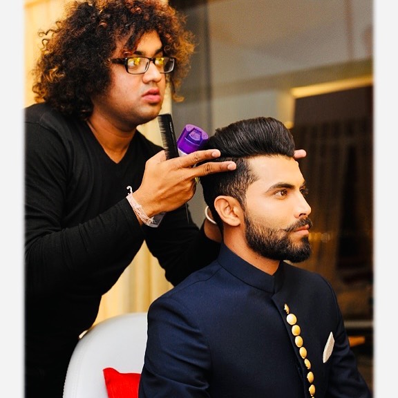 Boys Out There! Ravindra Jadeja's New Look Is What You Need! Check Out |  IWMBuzz