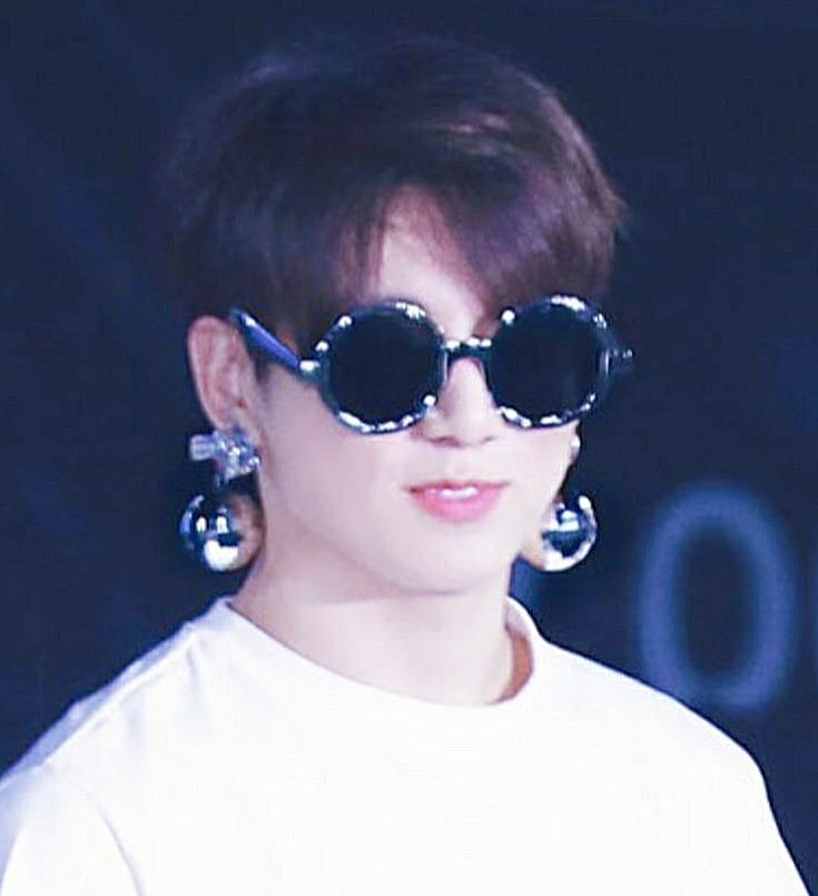Get A Sneak Peek Into Your Favourite BTS Member Jungkook’s Sunglass Collection, Coolest Shades Ever 793877