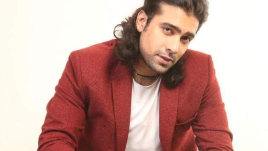 Long Vs Short? Which Hairstyle Looks Good On Jubin Nautiyal, Vote Now |  IWMBuzz