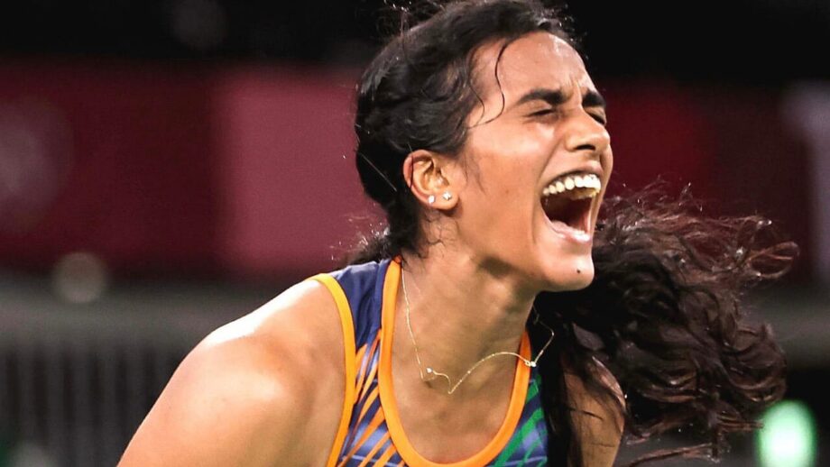 Tokyo Olympics 2020: PV Sindhu creates history, becomes first Indian woman  to win two medals at games | IWMBuzz