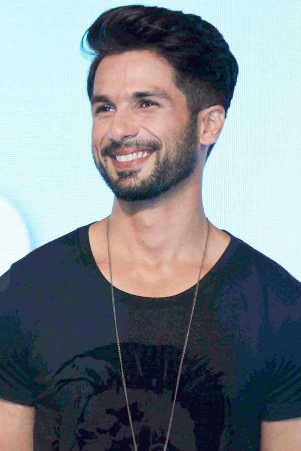 Hairstyles to try out this year: Shahid Kapoor's The Disconnected Crop And  Vicky Kaushal's The Disheveled Look | IWMBuzz