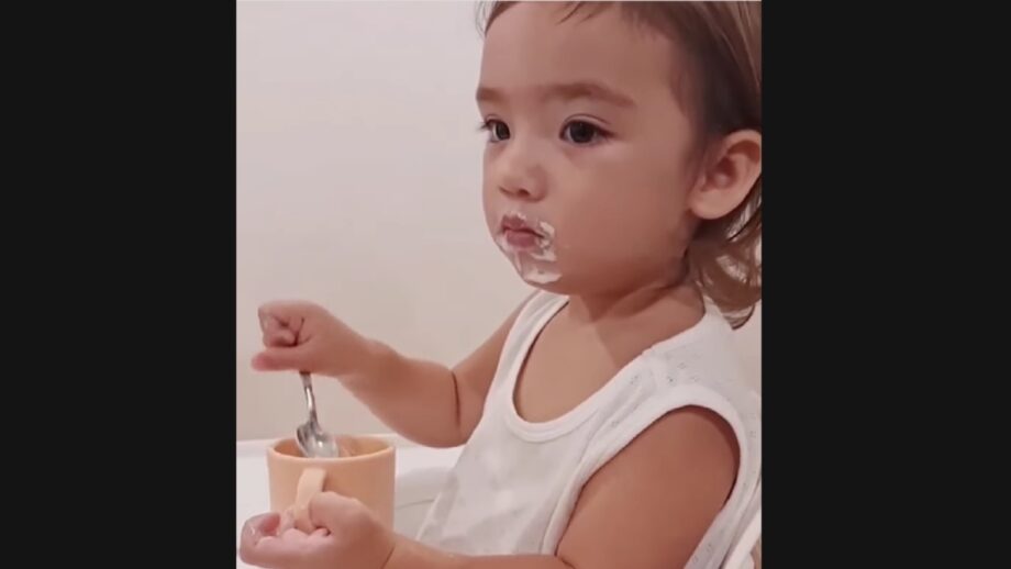 Viral Video: A Baby Makes Funny And Adorable Facial Expression That Puts A Smile On Netizens’ Face; Check Out Here 469547