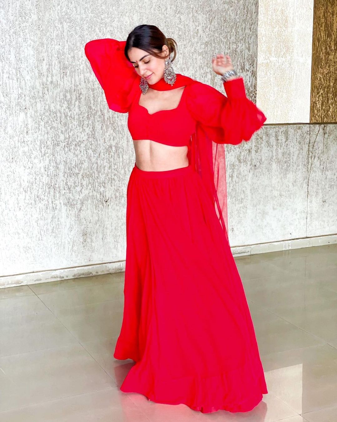 What A Beauty: Shraddha Arya looks gorgeous in red ethnic blouse and lehenga, does a gorgeous spin to mesmerize fans | IWMBuzz