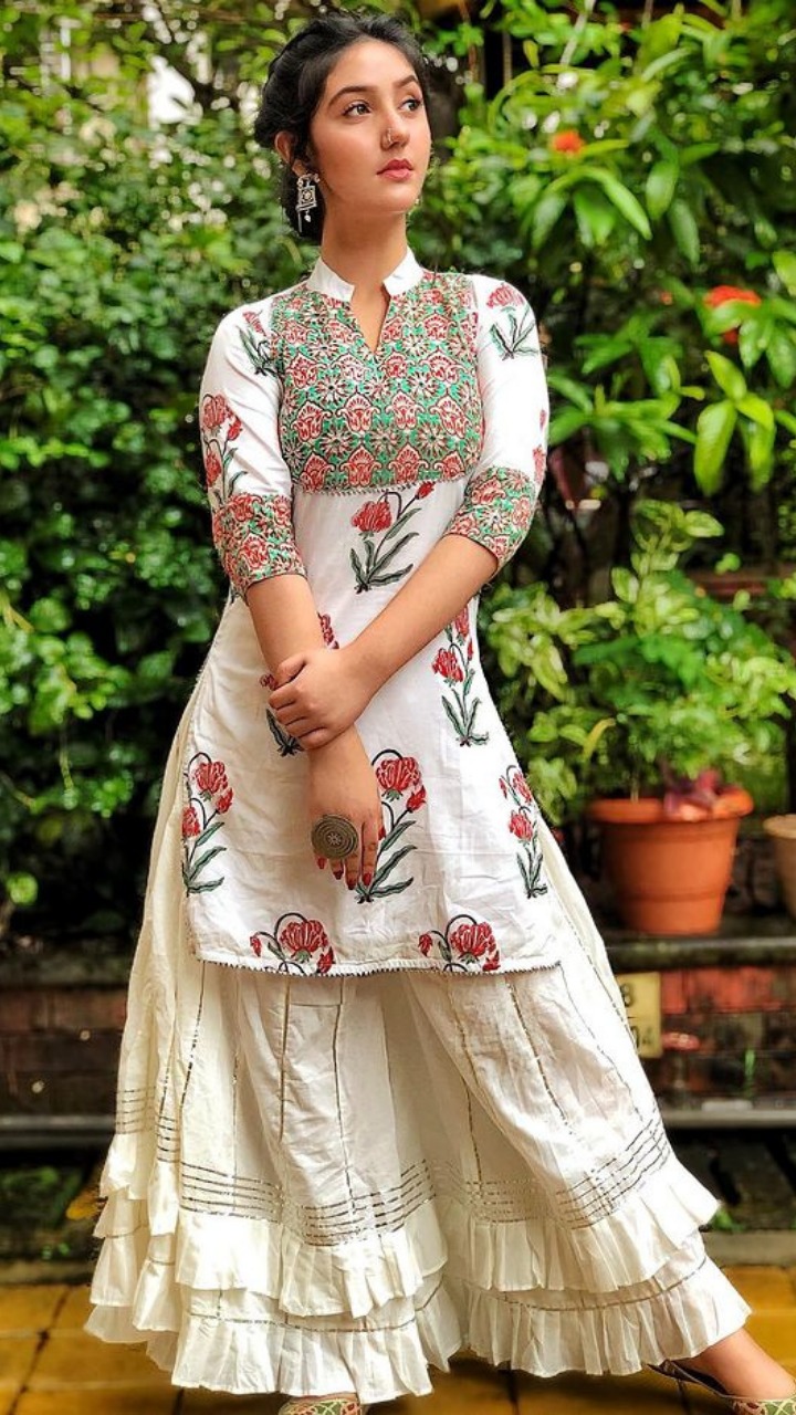 Bridal Outfits: Take Cues From 'Digital Sensation' Ashnoor Kaur For ...