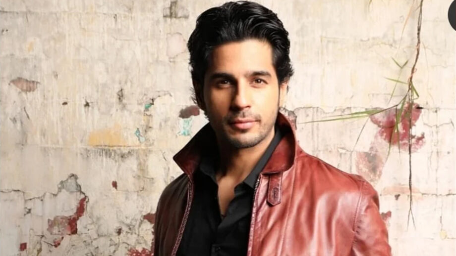 Shocking!!! Sidharth Malhotra Had Gained This Much Weight While Shooting  For Brothers: Know Here | IWMBuzz