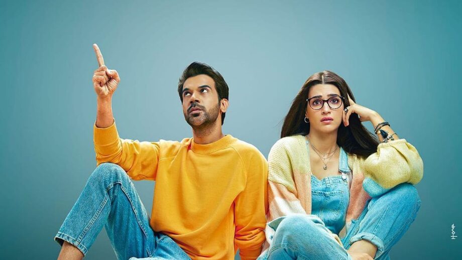 Watch Now: Kriti Sanon and Rajkummar Rao are here to give you a ROFL experience with 'Hum Do Hamare Do' teaser, fans excited 481088