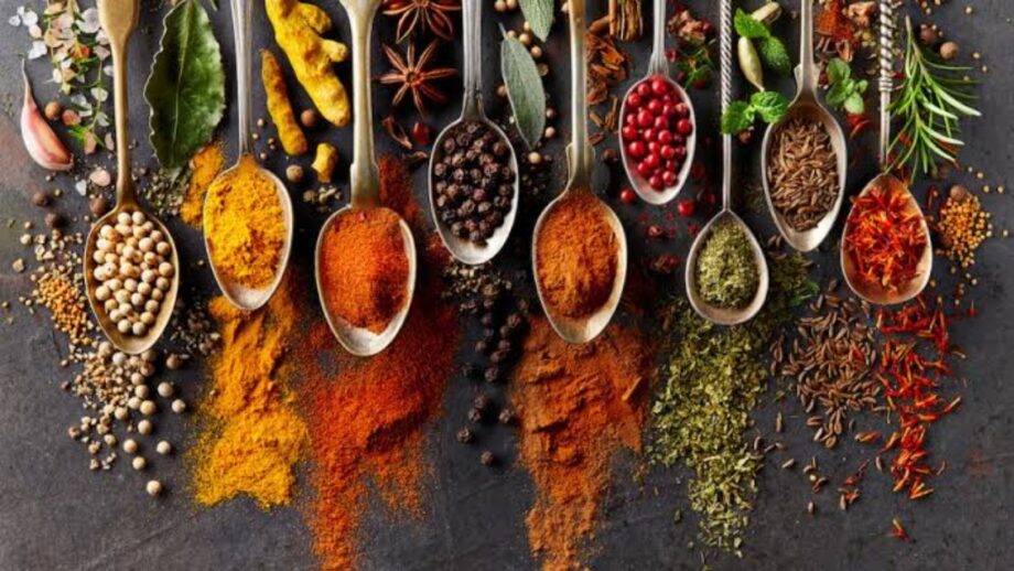 Add Spices To Your Life! Essential Spices To Keep In An Indian Kitchen, Know Here 507934