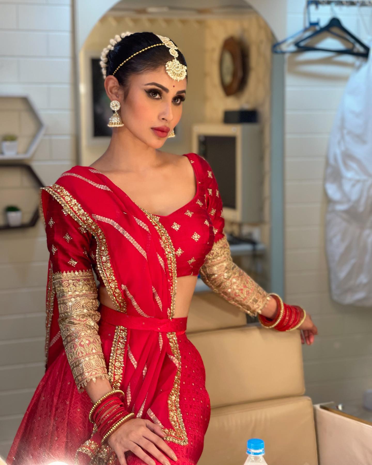 Fashion Beauties: Mouni Roy turns queen in red, Hina Khan is Boss Bold Babe in orange shirt and pencil skirt | IWMBuzz